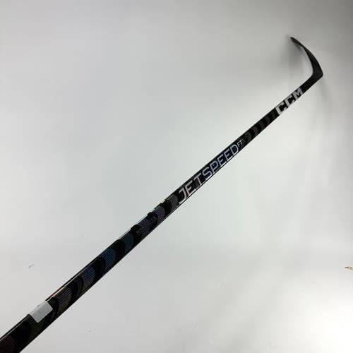 New Right CCM Jetspeed FT5 Pro | 90 Flex P28M Curve Grip | Korczak | M668