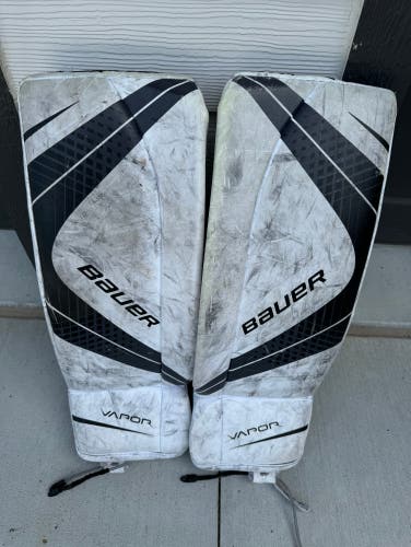 Bauer goalie leg pads