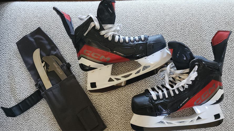 Used Senior CCM JetSpeed FT6 Pro Hockey Skates Reg Width 9 Barely Worn w/ 2 sets step steel