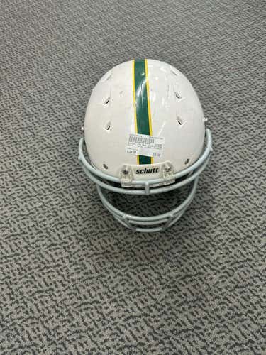 Used Schutt Yth Recruit Hybrid M Football Helmets