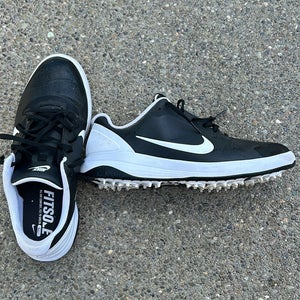 Nike golf shoe