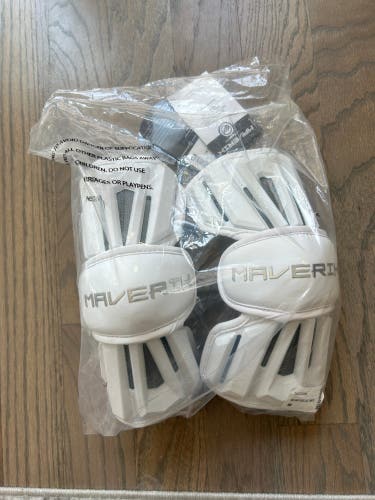 New Adult Maverik Max Arm Pads