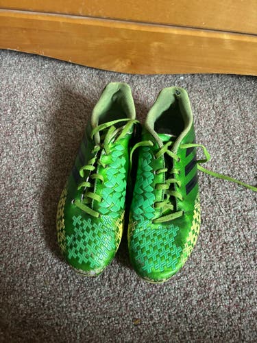 Green Used Size 7.0 (Women's 8.0) Unisex Adidas Molded Cleats Cleats