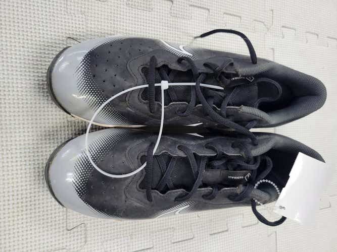 Used Nike Senior 8.5 Football Cleats