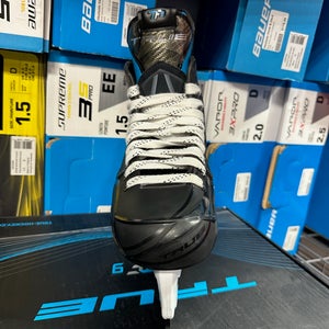 New Senior True TF9 Hockey Skates