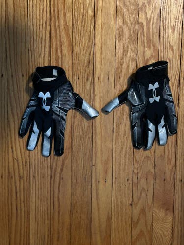 Under Armour F8 Black New Football Gloves