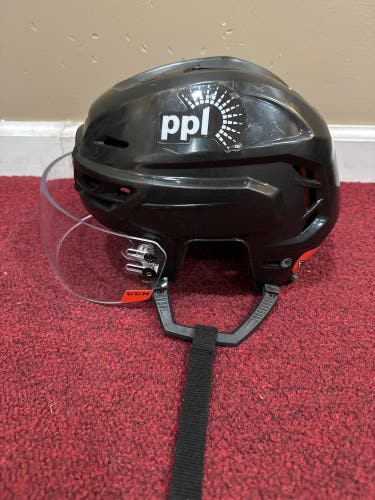 Lehigh Valley Phantoms CCM Tacks 710 Helmet Size Small Item#LHH1