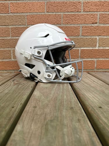 Used Large Youth Riddell SpeedFlex Helmet