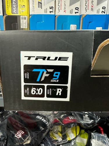 New Senior True TF9 Hockey Goalie Skates - Size 6 Regular Width