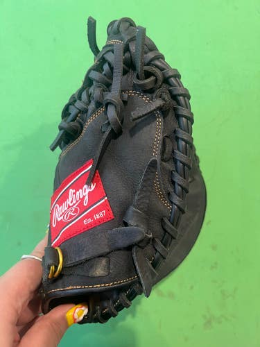 Black Used Rawlings Renegade Right Hand Throw Catcher's Baseball Glove 31.5"