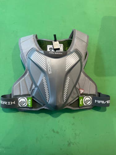 Used Medium Youth Maverik MAX EKG Shoulder Pads