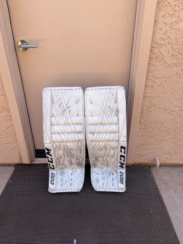 CCM Extreme Flex 4 Leg Pads 34+1