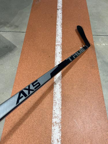 Used Intermediate True AX5 Left Handed Hockey Stick TC2.5