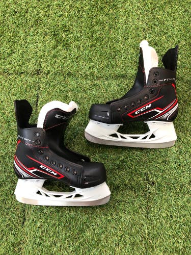 New CCM JetSpeed FT340 Hockey Skates Regular Width Size 1.0 - Junior