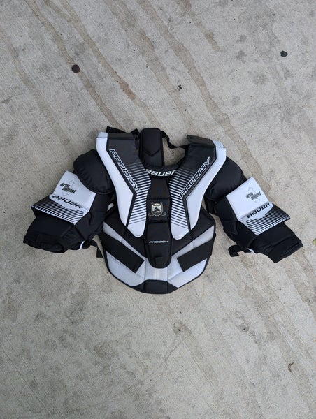 Used Youth Large/Extra Large Bauer Prodigy Goalie Chest Protector