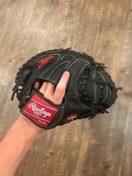 Used Catcher's 32 Gold Glove Elite Baseball Glove