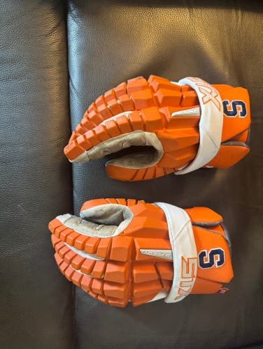 Used  Syracuse University STX Large Rzr Lacrosse Gloves