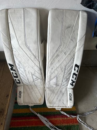 Ccm axis goalie leg pads