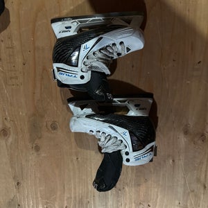 Used Intermediate True Pro Stock  Pro Custom Hockey Skates