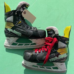 Used Youth Bauer Supreme 3S Hockey Skates | 13.5Y