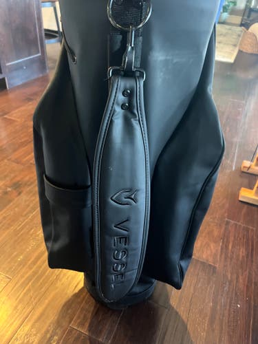 Vessel Lux Cart Bag