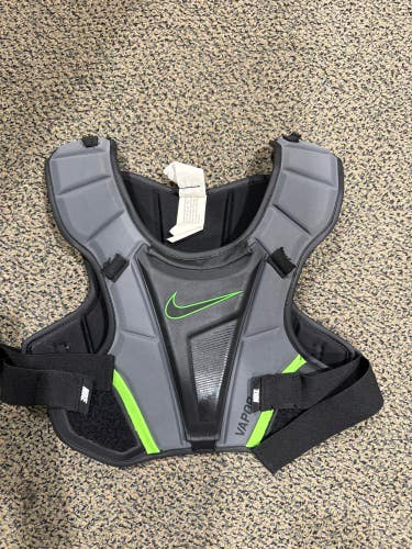 Used Medium Adult Nike Vapor Shoulder Pads