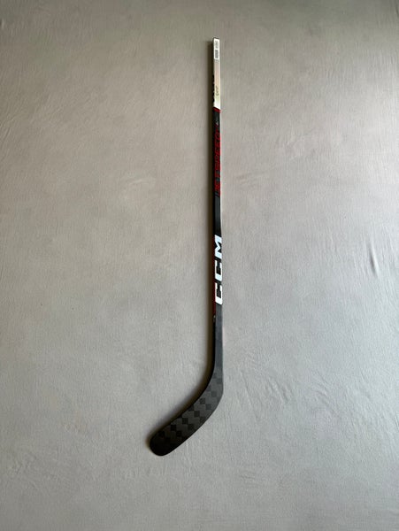 New Intermediate CCM Left Hand Jetspeed FT6 Pro Hockey Stick 65 Flex P88