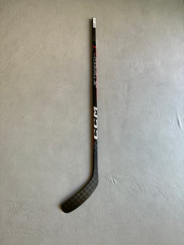 New Intermediate CCM Left Hand Jetspeed FT6 Hockey Stick 55 Flex P29