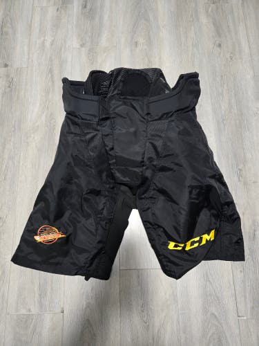 Pro stock Canucks CCM RBK shell & girdle combo