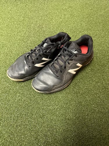 New Balance Turf Cleats: Men's 9.5 (1544)