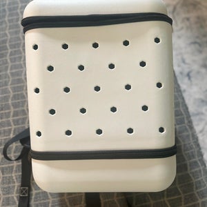 Mulus Medium white Backpack