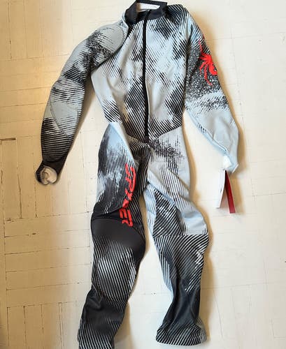 New Large Men's Spyder Ski Suit