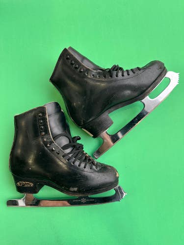 Black Used SP-TERI Figure Skates Adult 5