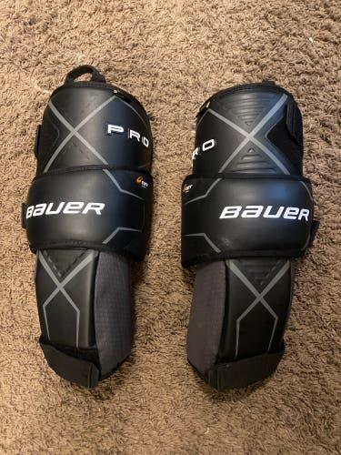 Bauer Pro Goalie Knee Guards Sr