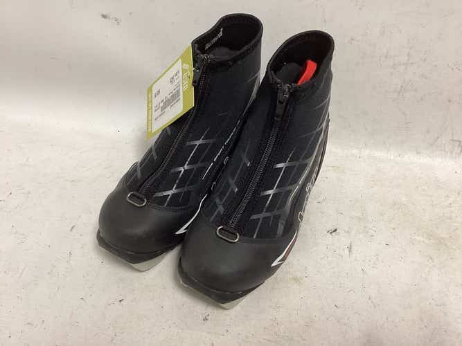 Used Alpina Jr-02 Boys' Cross Country Ski Boots