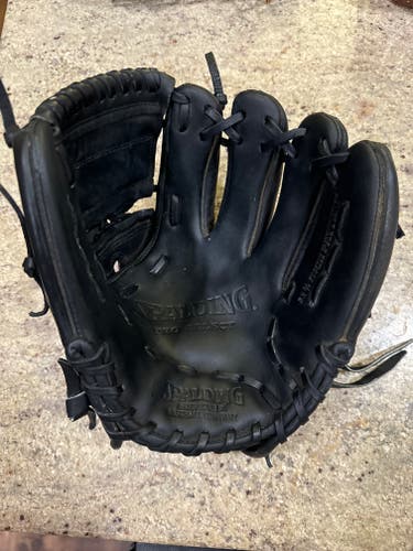 Used 2019 Infield Right Hand Throw Spalding Pro Select Baseball Glove 11.75