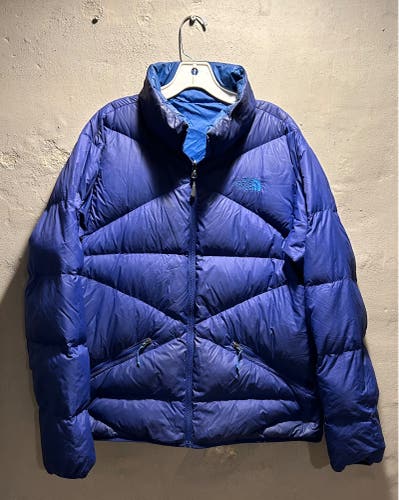 THE NORTH FACE **REVERSIBLE PUFFER JACKET.