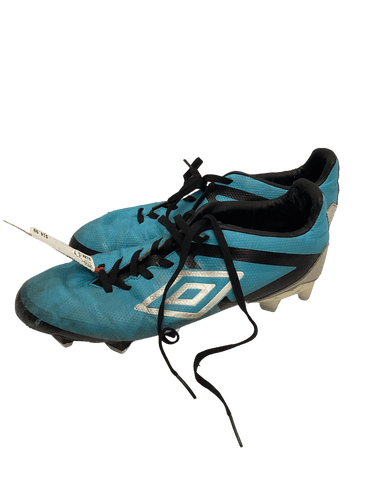 Used Umbro Senior 7 Cleat Soccer Outdoor Cleats