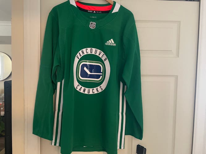 NEW Official Adidas Vancouver Canucks Green Practice Jersey Size 52 LARGE