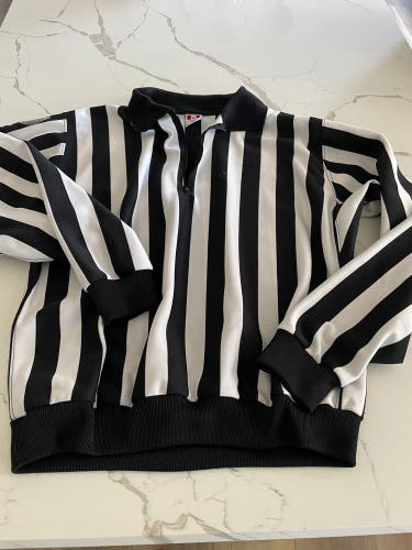CCM hockey referee jersey size 46 used