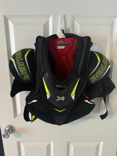 Bauer X Shoulder/Chest Pads Women’s Large