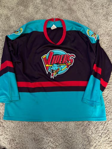 Detroit Vipers jersey