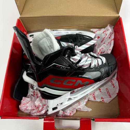 Brand New CCM 670 Hockey Skates - Size 8 - #K10