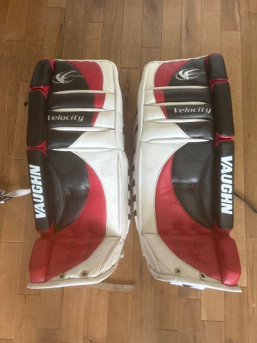 Used  Vaughn  Velocity 7070 Goalie Leg Pads