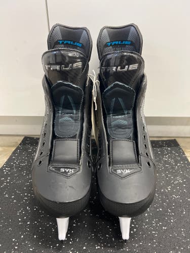 New Senior True SVH Custom Hockey Skates Regular Width Pro Stock 7