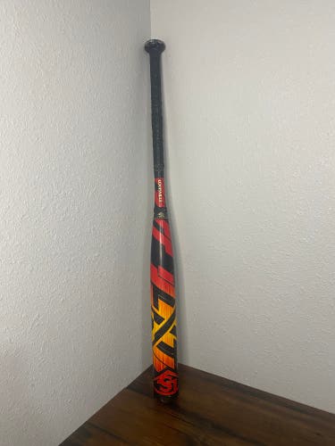 2022 Louisville LXT 32/22 (-10) Fastpitch Softball bat