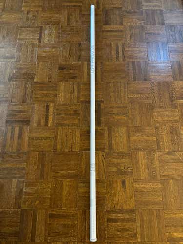 New Maverik Wonderboy White Shaft 60'' Defense/LSM