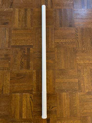 New White Lacrosse Shaft 30'' Attack/Mid
