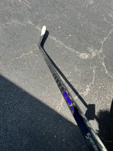 Used Intermediate CCM Right Handed P28  RibCor Trigger 7 Hockey Stick