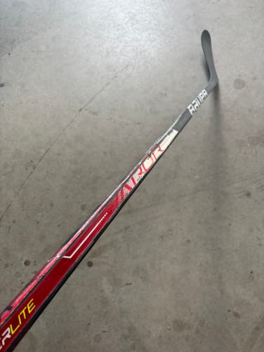 NHL Used Senior Bauer Left Hand P28 Pro Stock Vapor Hyperlite Hockey Stick